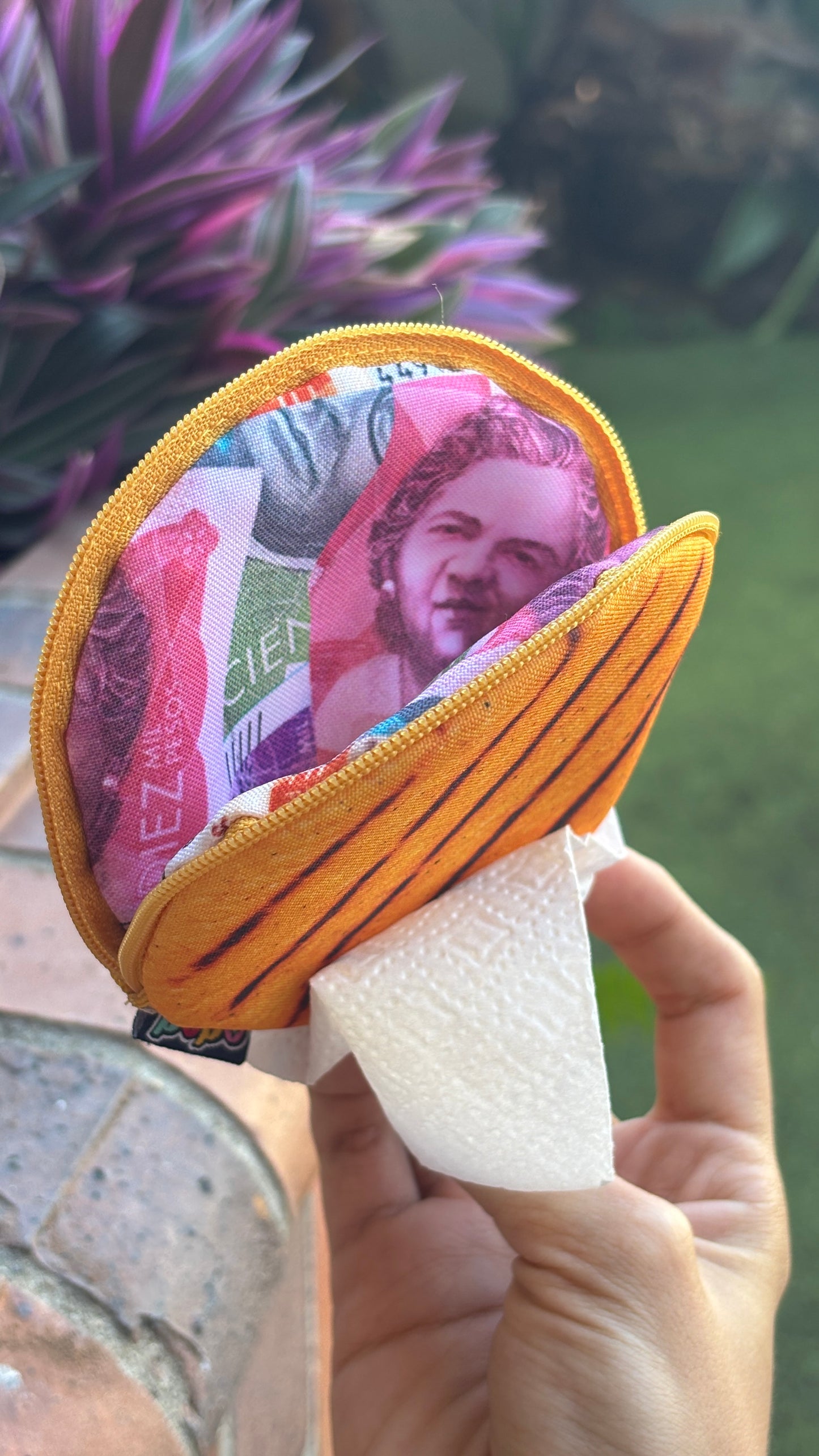 Monedero arepa amarilla